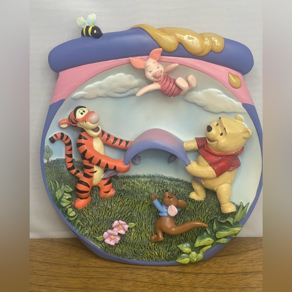 3d Winnie the Pooh collectors plate